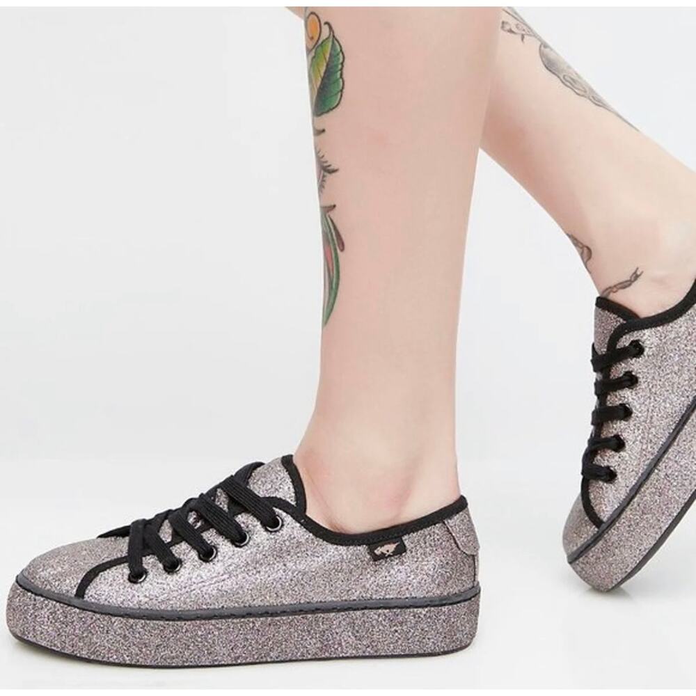 NEW Rocket Dog Mistie Magic glitter sneakers